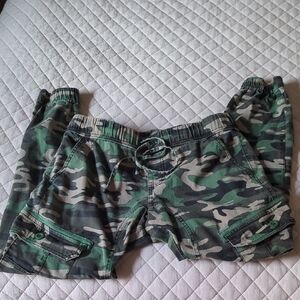 Guys Camo Cargo Joggers - Green Camouflage